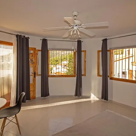 Sol Y Mar Con Piscina Privada Villa